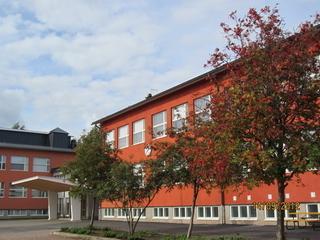 Kvarnbackens skola.