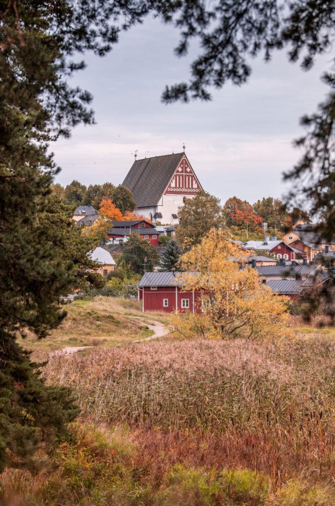 Vanha Porvoo Linnamäeltä kuvattuna.