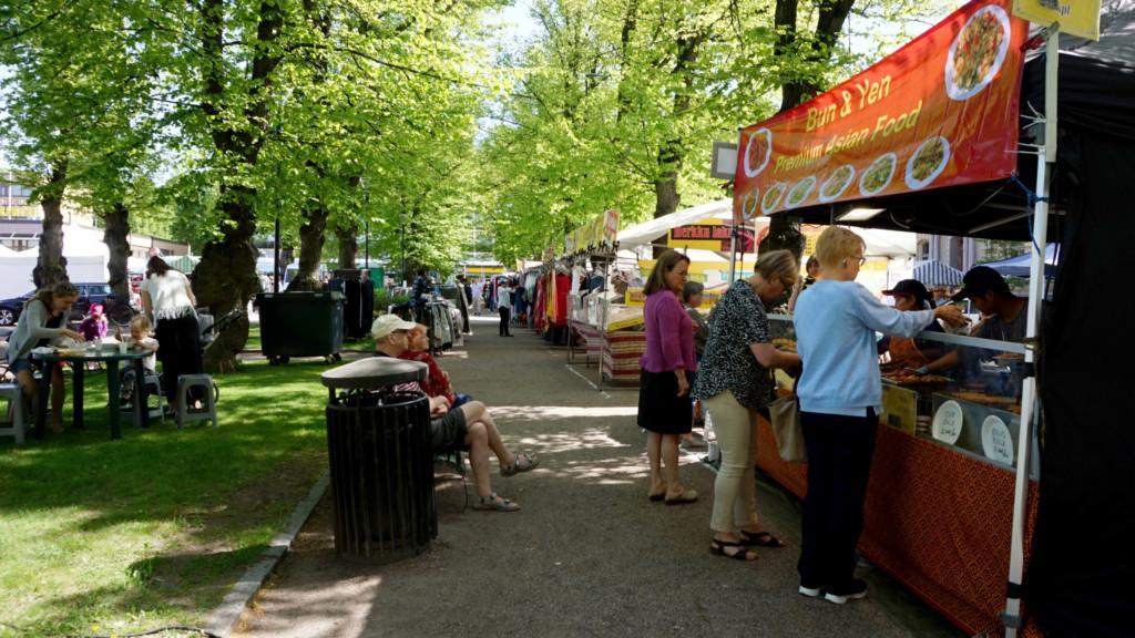 Vårmarknad.