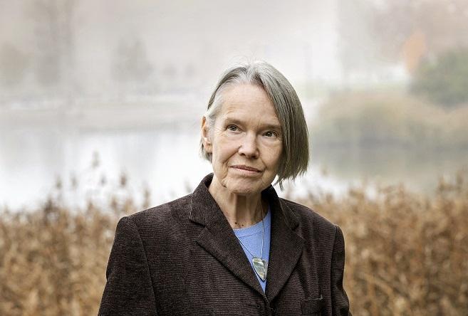 Merete Mazzarellan kirjailijakuva.