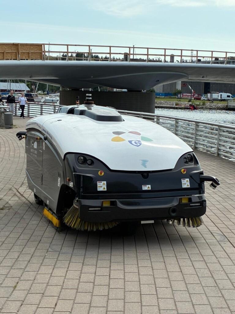 Sopningsrobot i Borgå åstrand.