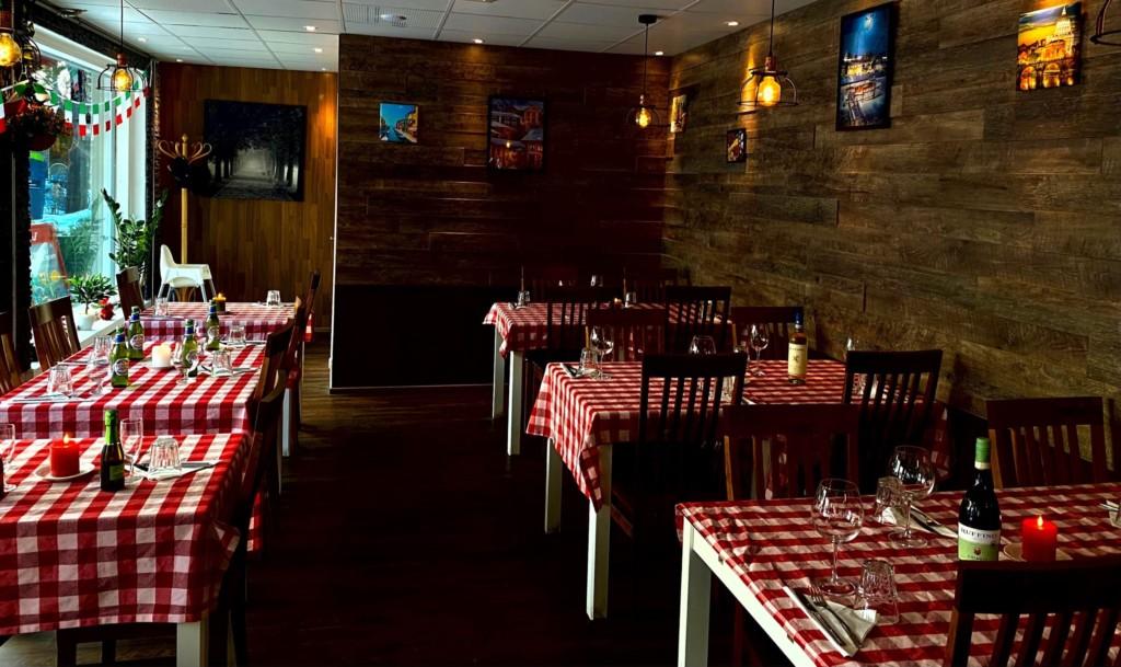 Trattoria Il Duettossa tunnelmallinen italialainen sisustus
