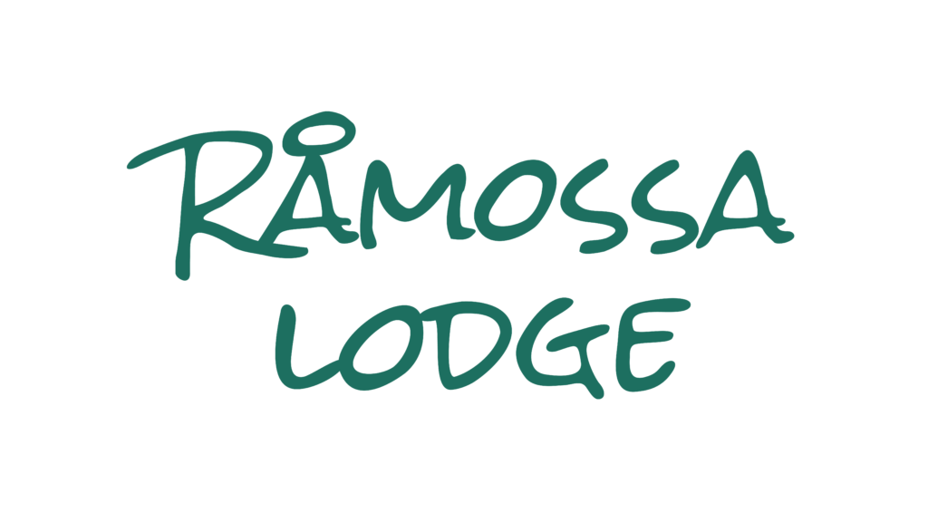 Råmossa logo.