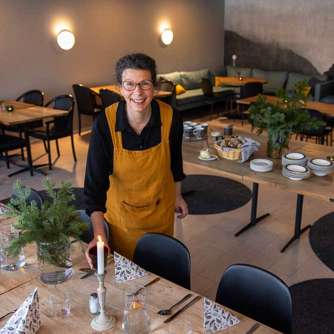 Ani's Café
